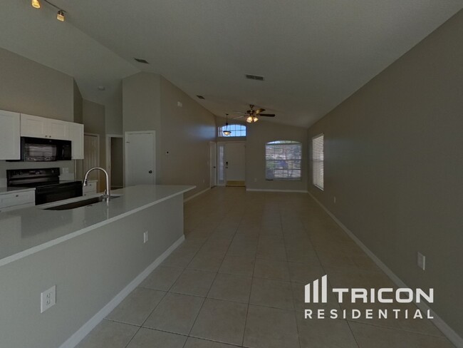 Foto del edificio - 2412 Cedarfield Ln