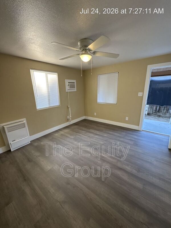 Foto del edificio - 928.5 W Goshen Ave