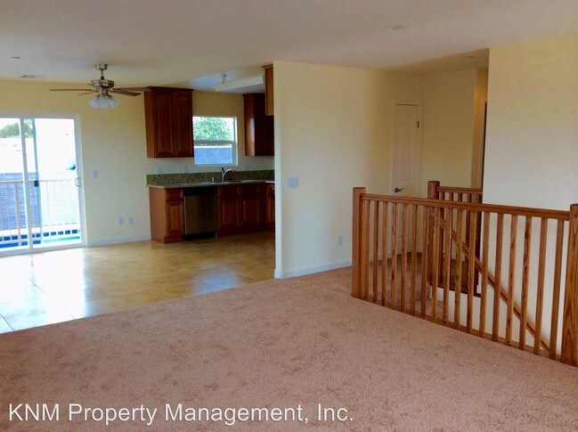 Foto del edificio - 828-830 N Lagoon Ave