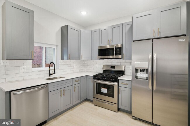 Foto del edificio - 2426 Jasper St