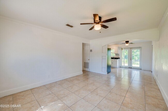 Foto del edificio - 416 Margie Ln