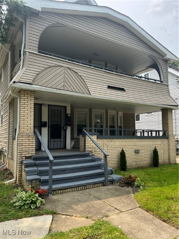 Primary Photo - 892 Delia Ave