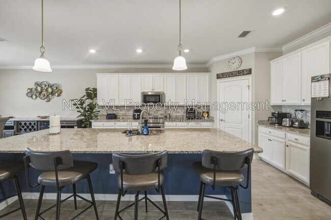Building Photo - 11910 Bay Oak Dr