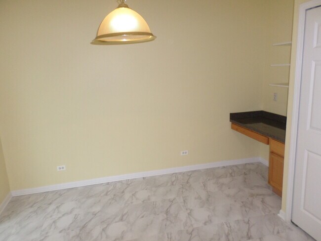 Foto del edificio - 652 N Hidden Prairie Ct