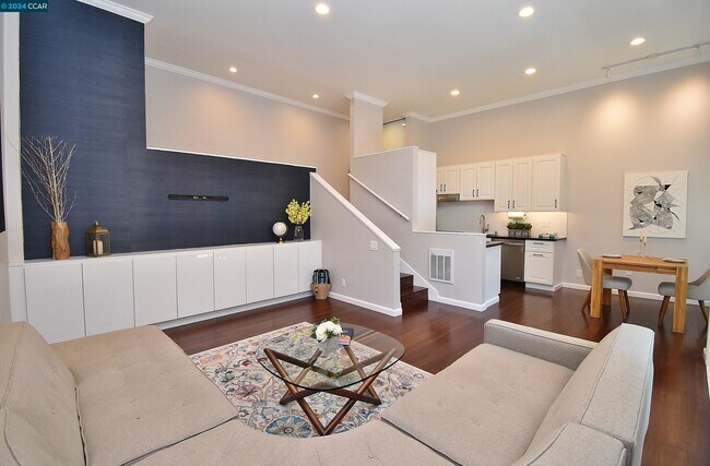 Foto del edificio - 2067 Ascot Dr
