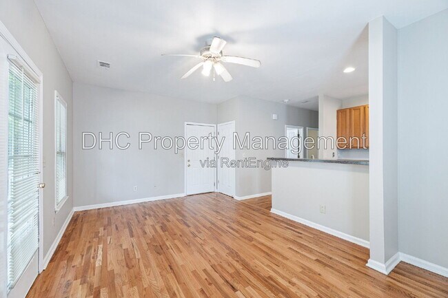 Foto del edificio - 1145 Lookout Ave NW