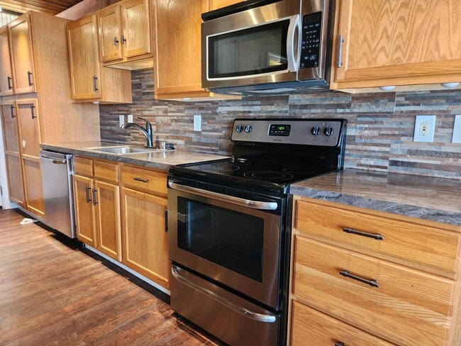 Building Photo - 4936 Morgan Dr
