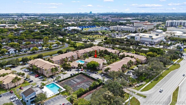 Building Photo - 2900 S University Dr