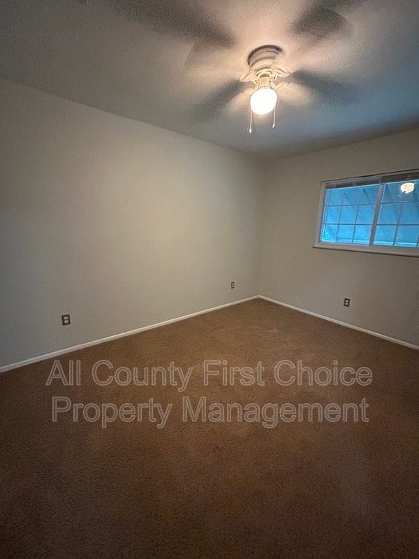 Building Photo - 3040 So Pines Dr