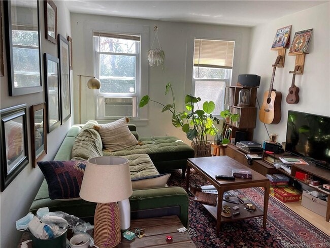 Building Photo - 30 Cottage St