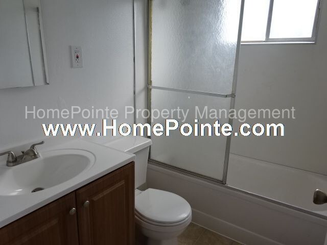 Foto del edificio - 3233 Francis Ave