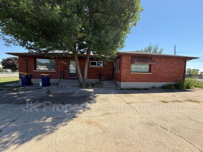 Foto del edificio - 238 21st Ave NW