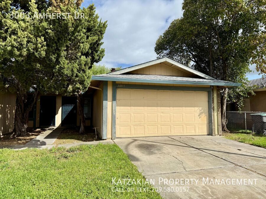 Foto principal - Updated 3-Bedroom 2-Bath Single Story Nort...