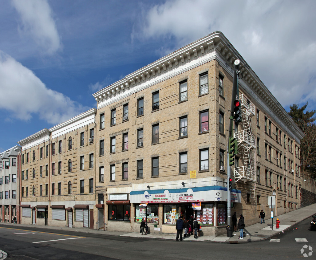 Primary Photo - Milio Plaza