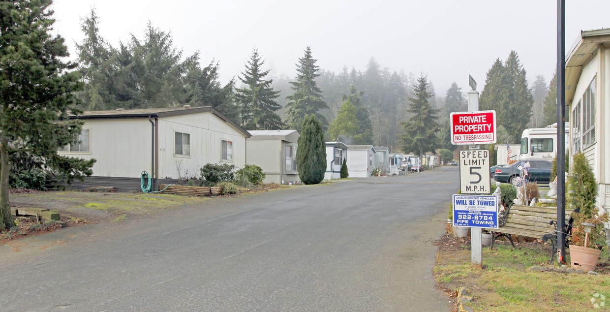 Spring Valley Mobile Home Park Apartments in WA