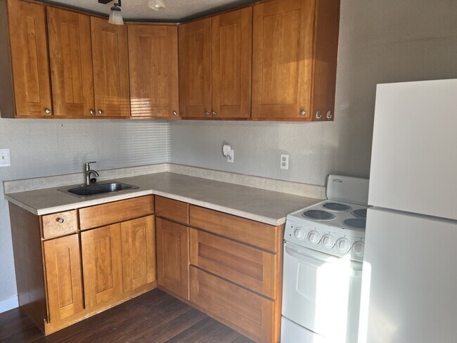 Building Photo - Ephrata 6 Plex