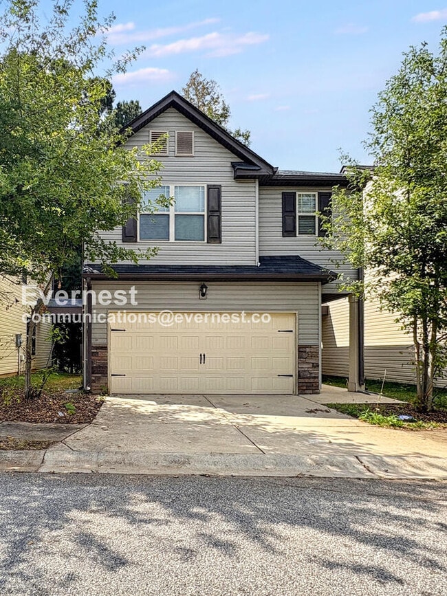 Building Photo - 313 Lossie Ln