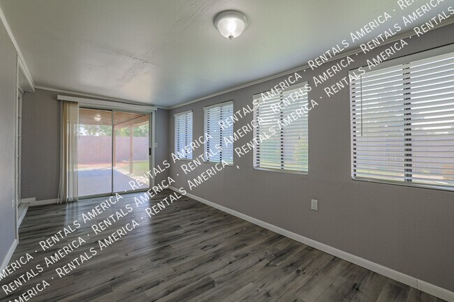 Building Photo - 6312 S College Ave