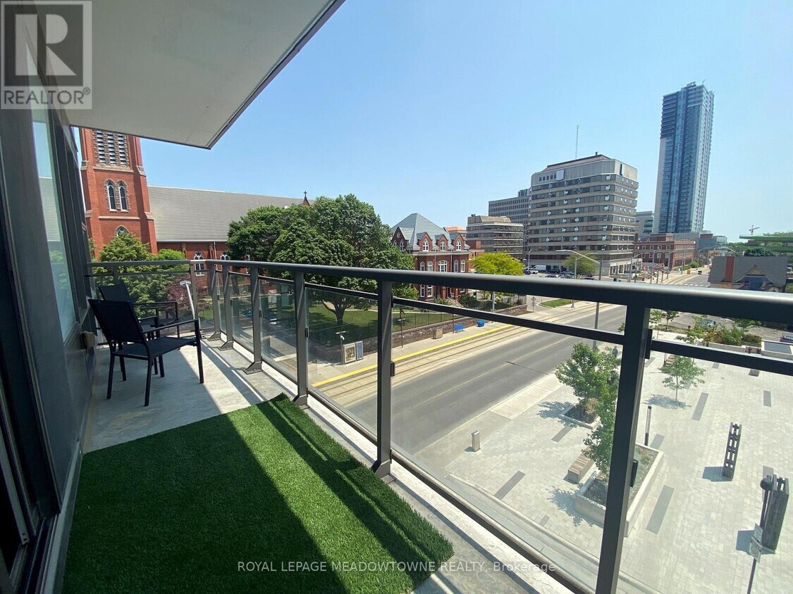 Photo principale - 85-485 Duke St W