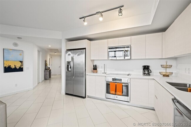 Foto del edificio - 4250 Biscayne Blvd