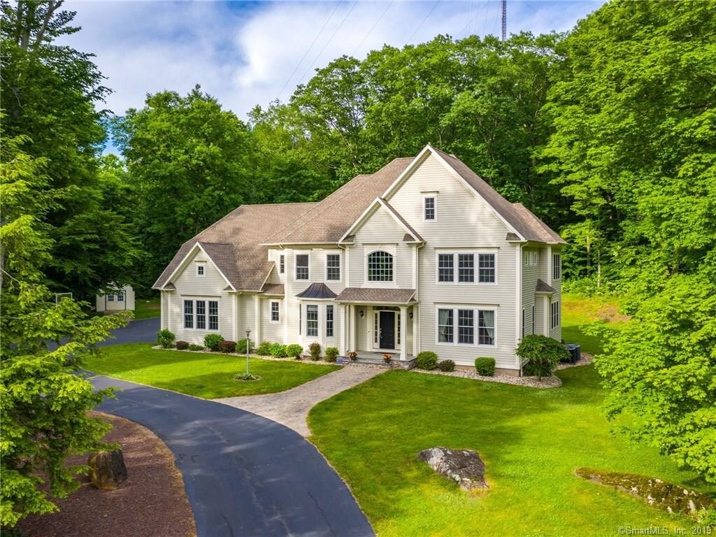 Primary Photo - 87 Forest Hills Dr