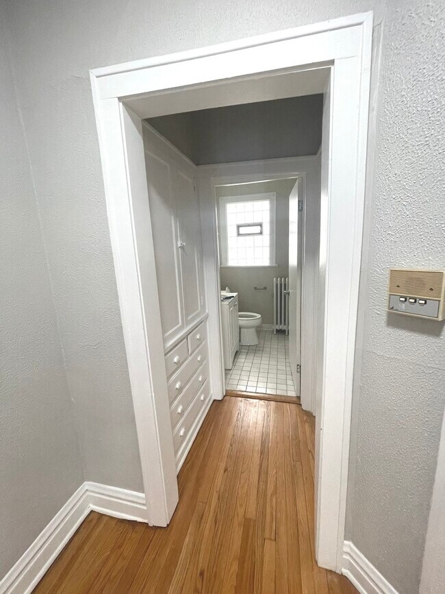 Foto del edificio - 4416 N Lavergne Ave