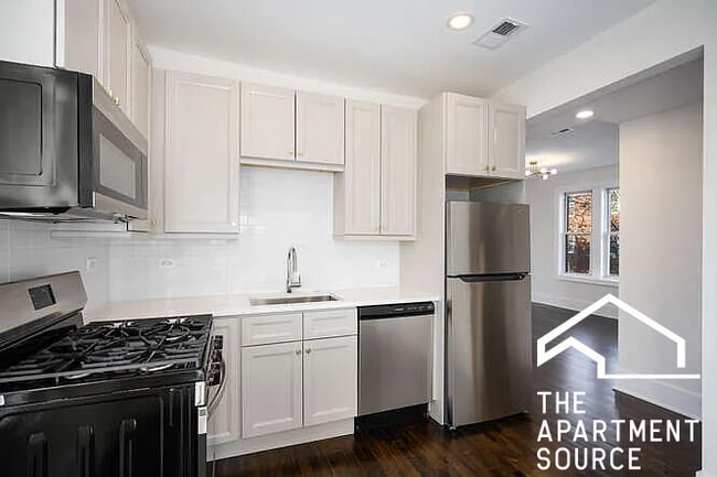 Building Photo - 3749 W School St