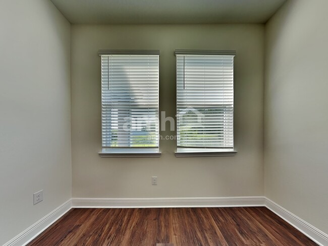 Foto del edificio - 1391 Celery Palm Cove