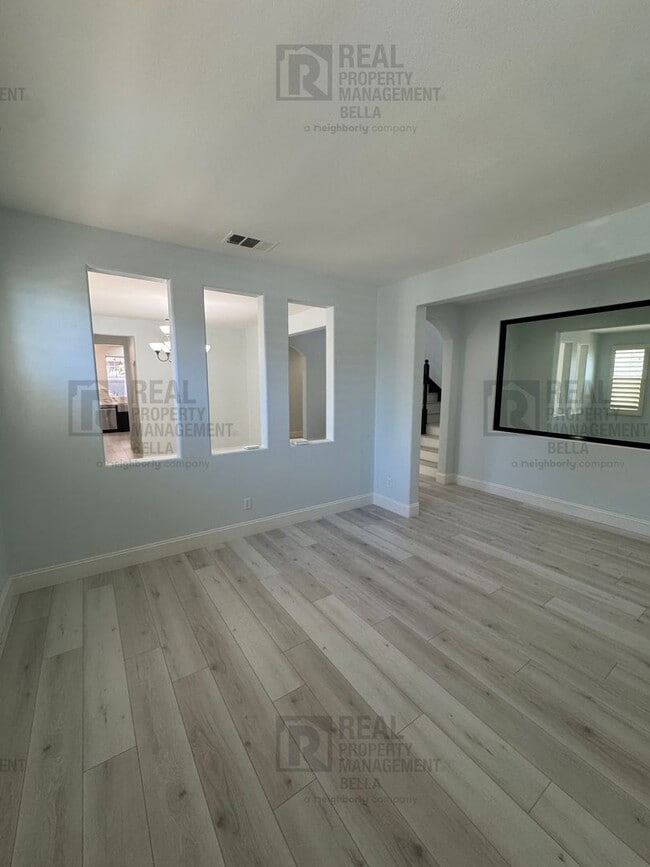 Building Photo - Murrieta Luxury Estate with Resort Pool, Designer Kitchen & Entertainer’s Backyard Retreat