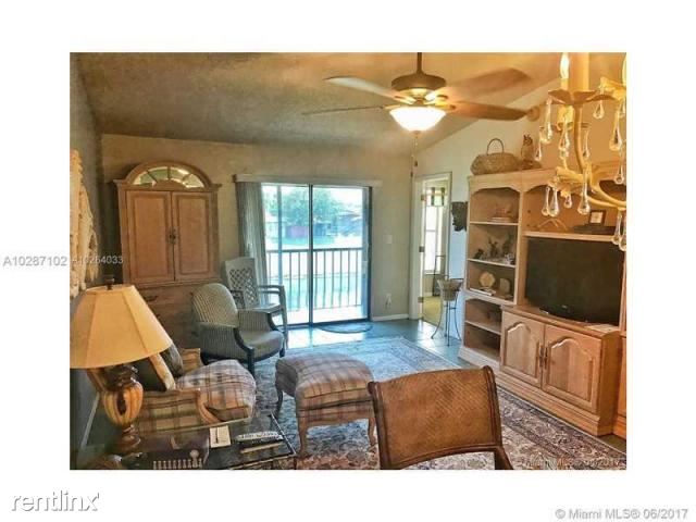 Building Photo - 9485 Boca Cove Cir