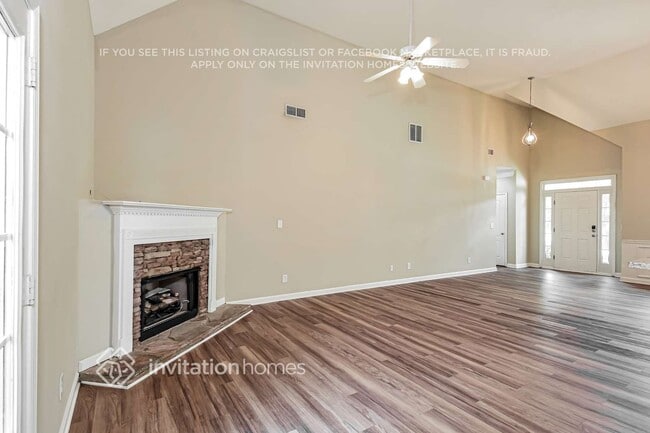 Building Photo - 1103 Mason Lee Ave SE