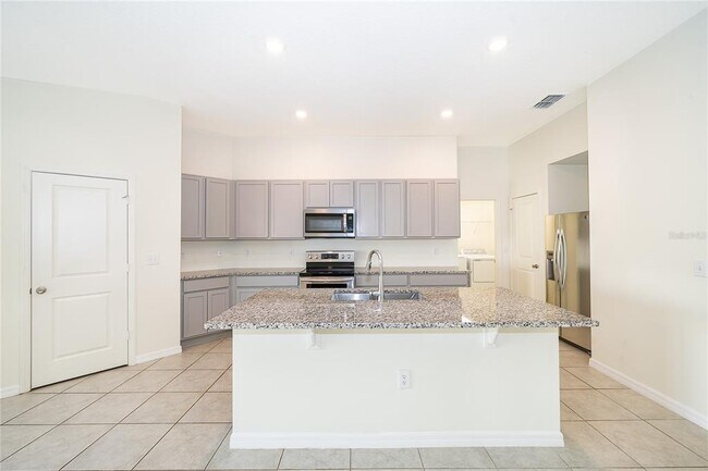 Foto del edificio - 9121 Oscraft Dr