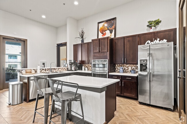 Interior Photo - Alsbury Farms