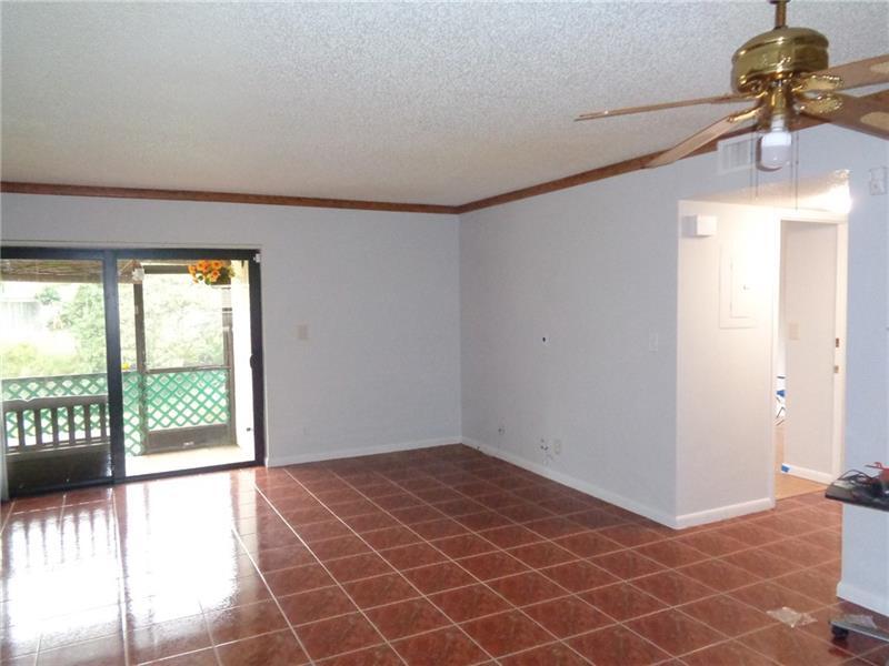 Building Photo - 715 Gardens Dr