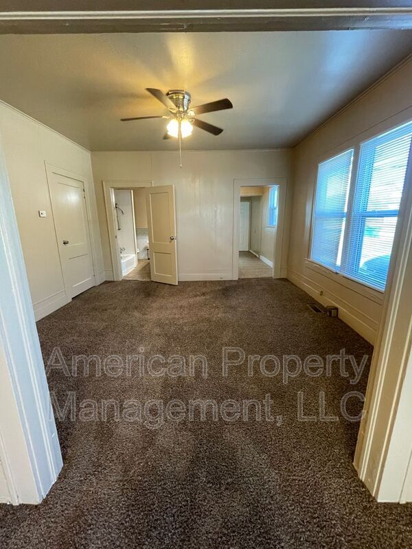 Foto del edificio - 502 S Walnut St