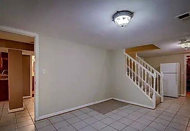 Foto del edificio - 9003 Greenbelt Rd
