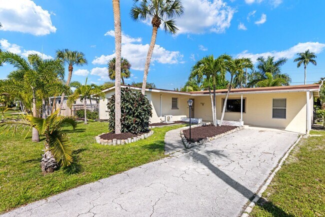 Foto del edificio - SFH Fort Myers 1561