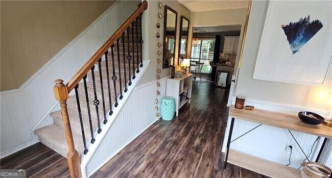 Building Photo - 48 Trellis Ct