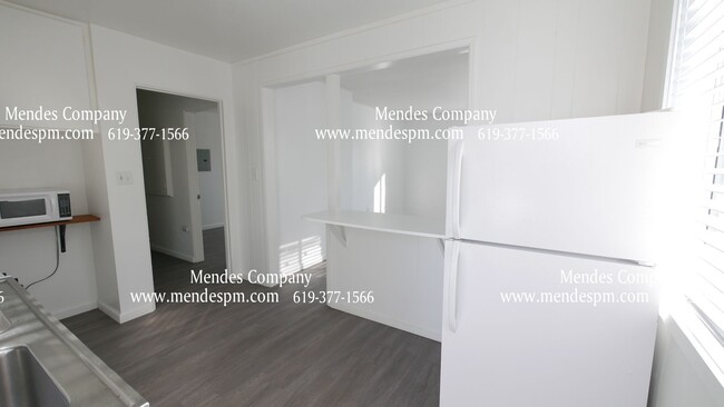 Foto del edificio - Beach Cottage - 1bd/1bth Upstairs Apartmen...