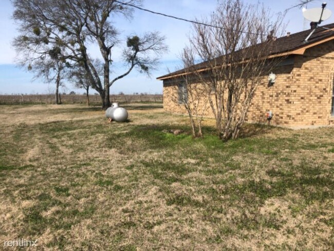 Building Photo - 4 br, 2 bath House - 9407 Elk Rd
