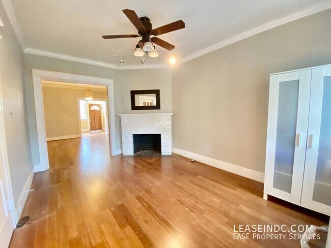 Foto del edificio - 1424 Oak St NW