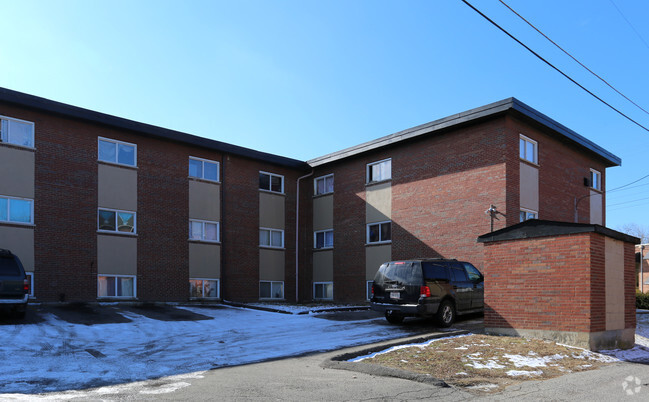 Foto del edificio - Anthony Wayne Apartments