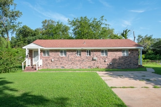 Building Photo - 201 Herbert Ave