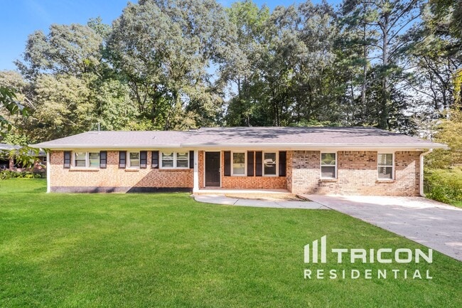 Building Photo - 6205 Dorsett Shoals Rd