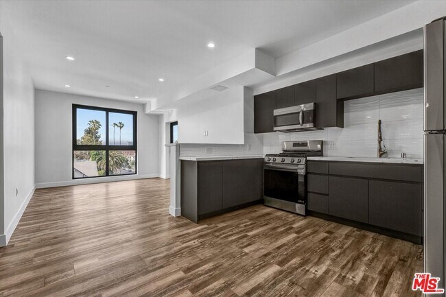 Foto del edificio - 1537 S Wilton Pl