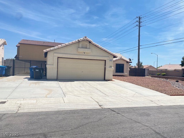 Primary Photo - 4810 Lone Vista Way