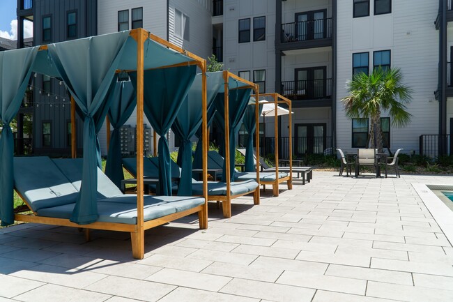 Building Photo - Azalea Luxury Apartments