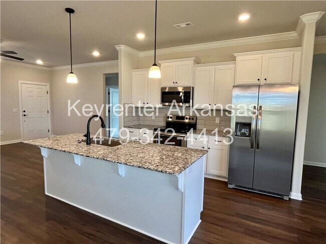 Foto del edificio - Modern 3-Bed, 2-Bath Home with Fenced Yard