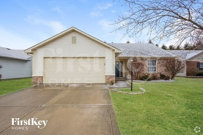 Building Photo - 430 E Pine Ridge Dr