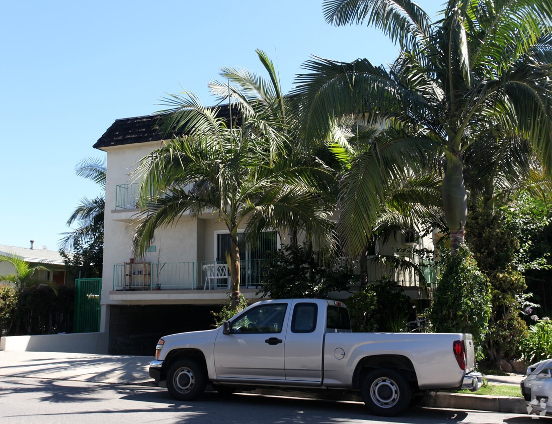 Building Photo - 1532 S Westgate Ave